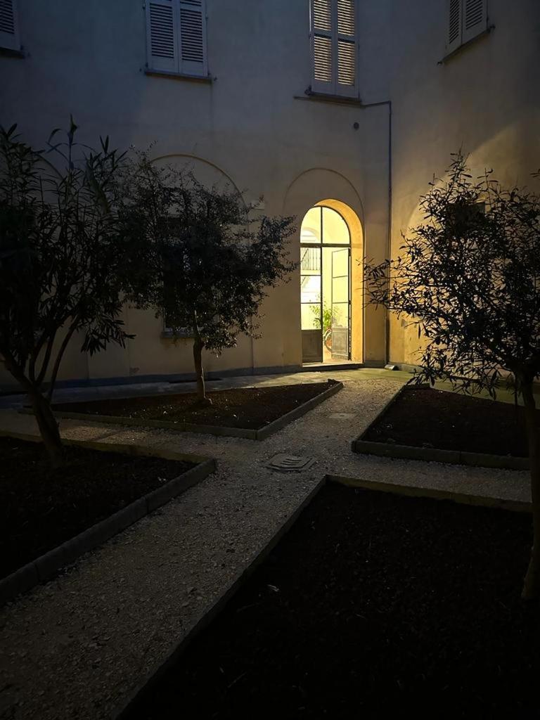 Ferienwohnung Loft Manzoni 37 Cremona Exterior foto